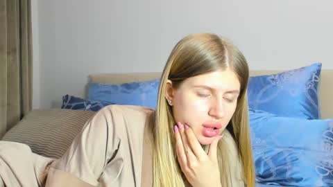 Kira online show from February 11, 9:18 pm