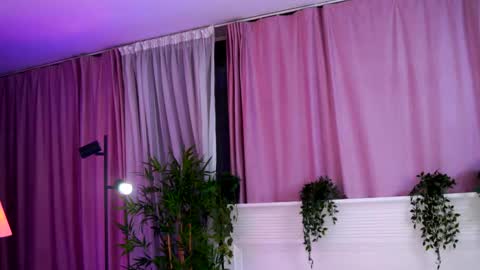 Kiss Jess online show from September 17, 6:55 pm