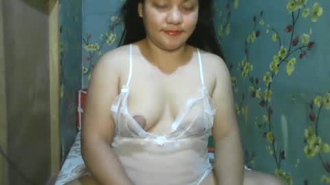 Snapshot of kiss_me_loves chatting on March 9, 8:51 am kiss_me_loves online show from March 9, 8:51 am