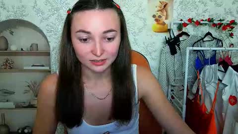 Snapshot of kiss_shy chatting on October 9, 2:44 pm Valeria online show from October 9, 2:44 pm