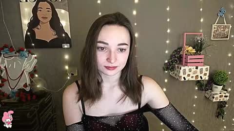Snapshot of kiss_shy chatting on February 8, 6:22 am Valeria online show from February 8, 6:22 am