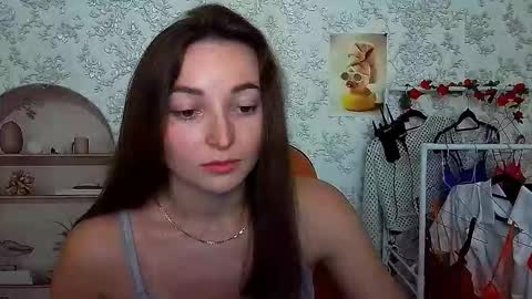 Snapshot of kiss_shy chatting on October 12, 3:37 pm Valeria online show from October 12, 3:37 pm
