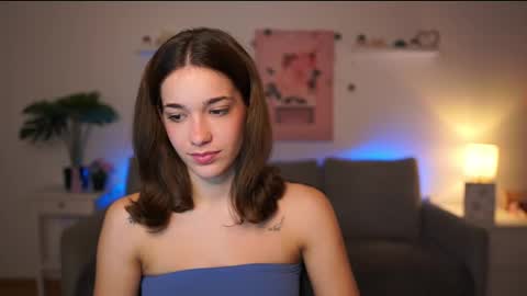 Snapshot of kissiecat chatting on October 13, 1:13 pm Sisi online show from October 13, 1:13 pm