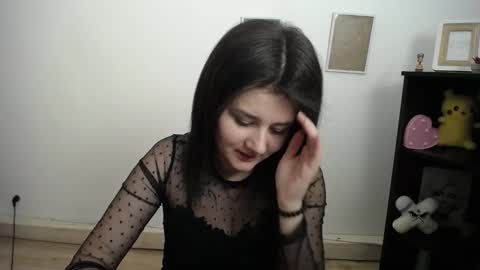 kissleoxx online show from March 18, 1:39 pm