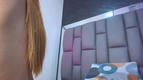 BELLA FLAME online show from November 22, 7:45 pm