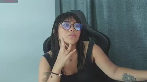 Kissmypurr online show from April 21, 7:32 pm