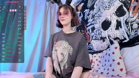 Kissthasky online show from February 24, 5:42 pm