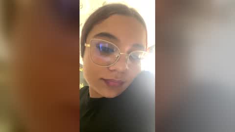 kitty914_ online show from May 3, 5:41 pm
