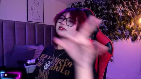 Camila online show from November 20, 2:21 am