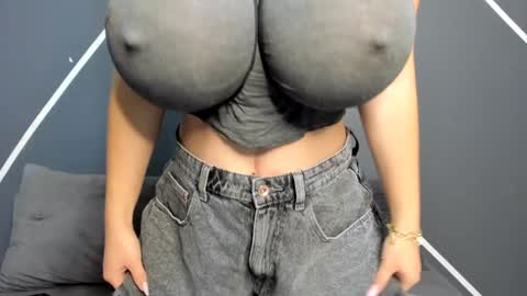 Snapshot of kitty_hotx chatting on October 21, 6:07 am kitty_hotx online show from October 21, 6:07 am
