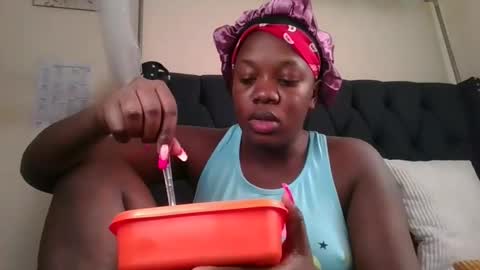 kitty_kerry online show from December 19, 10:55 am