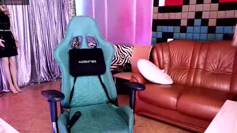 kitty_pantera online show from September 13, 11:45 am