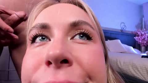 Kelsi and Ricky online show from January 16, 8:23 am