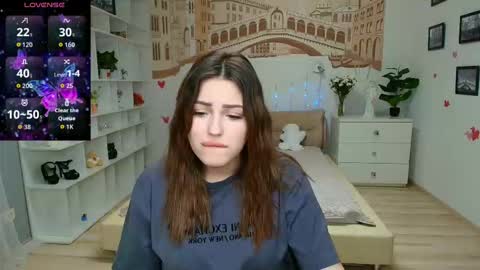 Kate online show from February 25, 1:36 pm