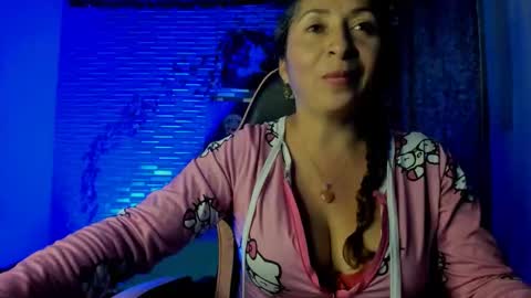 violet online show from December 2, 4:21 am