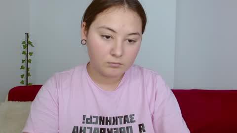  Ariana  online show from January 11, 10:07 pm