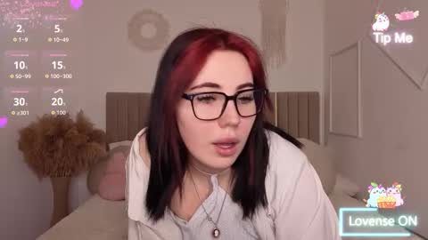 Shira online show from February 21, 9:29 pm