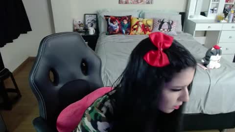 Isabel online show from October 12, 3:43 am