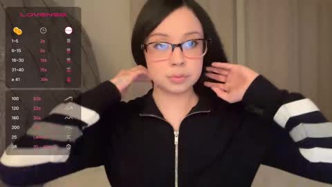 Snapshot of kittymia8 chatting on January 16, 8:22 am mia online show from January 16, 8:22 am