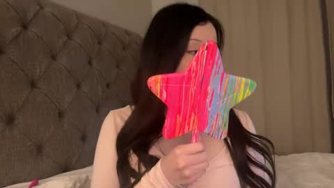 Snapshot of kittymia8 chatting on December 21, 7:45 am mia online show from December 21, 7:45 am