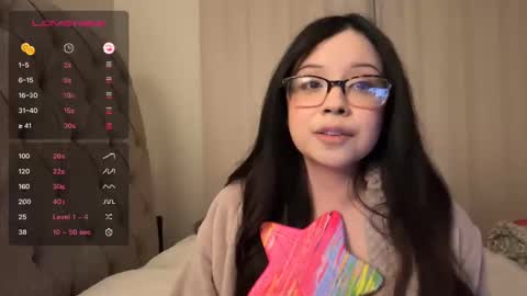 Snapshot of kittymia8 chatting on January 12, 8:46 am mia online show from January 12, 8:46 am