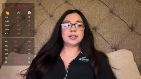Snapshot of kittymia8 chatting on February 11, 2:24 pm mia online show from February 11, 2:24 pm