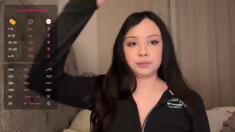 Snapshot of kittymia8 chatting on January 15, 9:56 am mia online show from January 15, 9:56 am