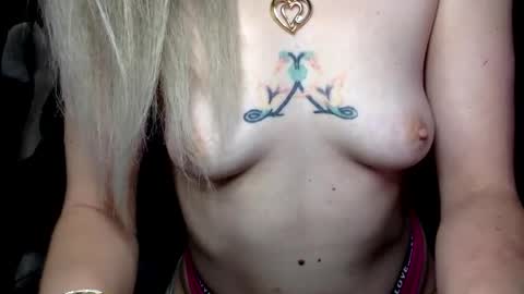 Kitty Sub online show from October 8, 10:05 pm