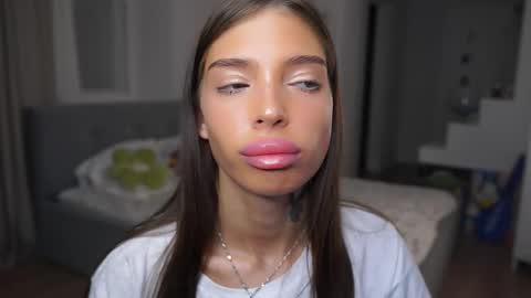 Alice online show from December 1, 9:02 pm