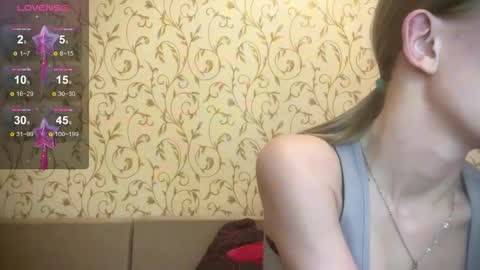 kittywithu online show from September 22, 4:44 pm