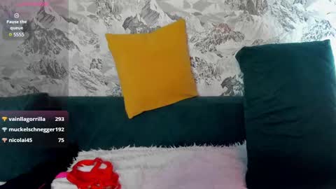 kittyy online show from March 8, 1:36 pm