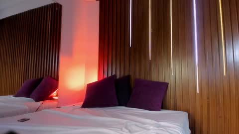 Kitty Hill online show from March 6, 7:14 am