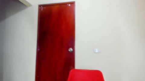 Snapshot of kiwi_mmm chatting on September 18, 11:20 pm kiwi_mmm online show from September 18, 11:20 pm