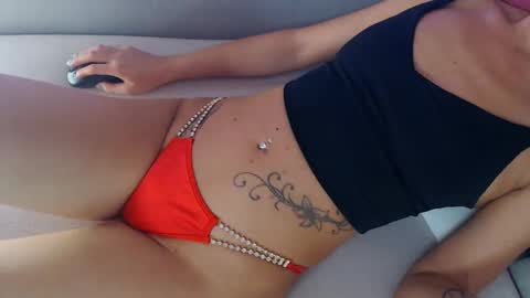 kixi02 online show from February 4, 7:00 pm