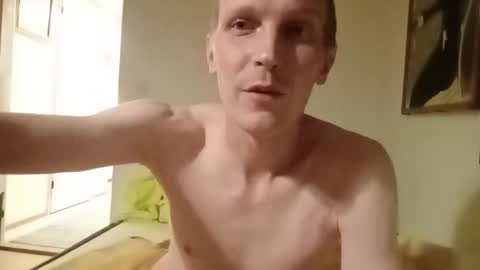 Erik online show from October 12, 6:43 pm