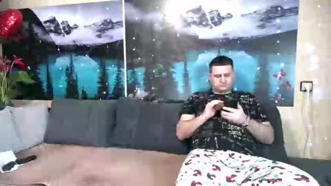 Snapshot of kleosnow chatting on March 9, 9:35 am Kleosnow online show from March 9, 9:35 am