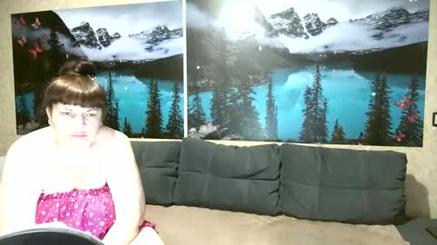 Snapshot of kleosnow chatting on September 20, 8:50 am Kleosnow online show from September 20, 8:50 am