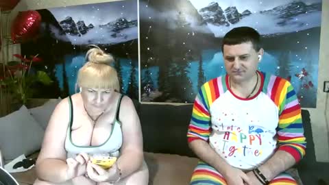 Snapshot of kleosnow chatting on February 23, 8:11 pm Kleosnow online show from February 23, 8:11 pm