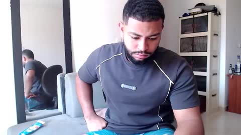 kleyton online show from February 12, 4:32 pm