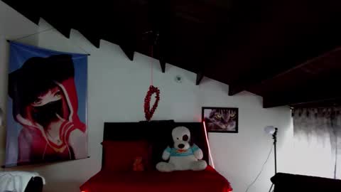 Kloe deker online show from February 7, 7:06 pm