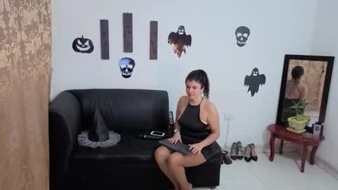 Kloe  online show from October 30, 10:05 am