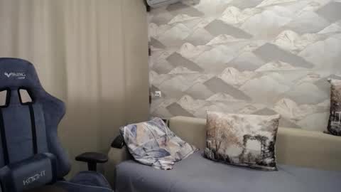 Snapshot of knight_5 chatting on September 25, 9:49 am Carter. online show from September 25, 9:49 am