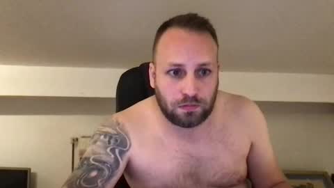 hugo online show from October 3, 6:05 pm