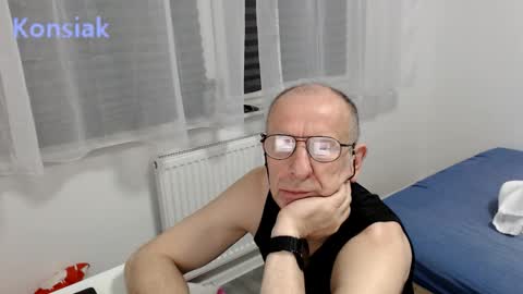 Komsiak online show from January 10, 6:24 pm