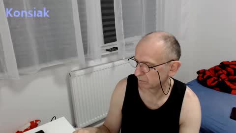 Komsiak online show from January 8, 6:36 pm