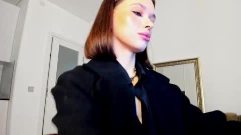 kossie_ online show from October 22, 5:47 pm