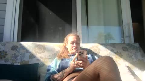 koyoteej online show from March 12, 2:34 pm