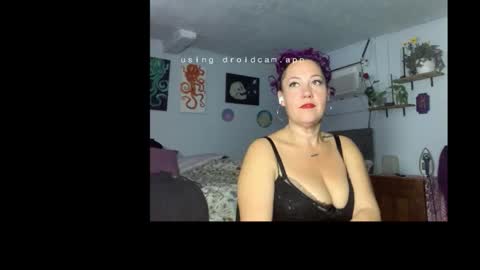 kreamyk420 online show from February 3, 9:24 am