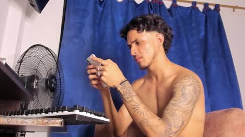 Kriss online show from October 2, 1:48 am