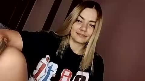 Snapshot of krisssexi chatting on September 14, 9:22 am KrissSexi online show from September 14, 9:22 am